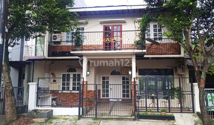 Rumah Kos 2,5 Lantai 22 Kamar Tidur Lokasi Strategis di Griya Loka di Bsd Dl3  1