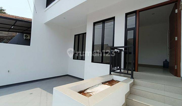 TURUN HARGA Rumah 2 Lantai 3 Kamar Sudah Renovasi Rapi Siap Huni di Villa Melati Mas Bsd M543 2