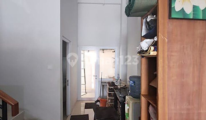 CHEAP!! Quick Sale 2.5-Story Shophouse Suitable for Various Office Businesses in Banjar Wijaya Tangerang 2