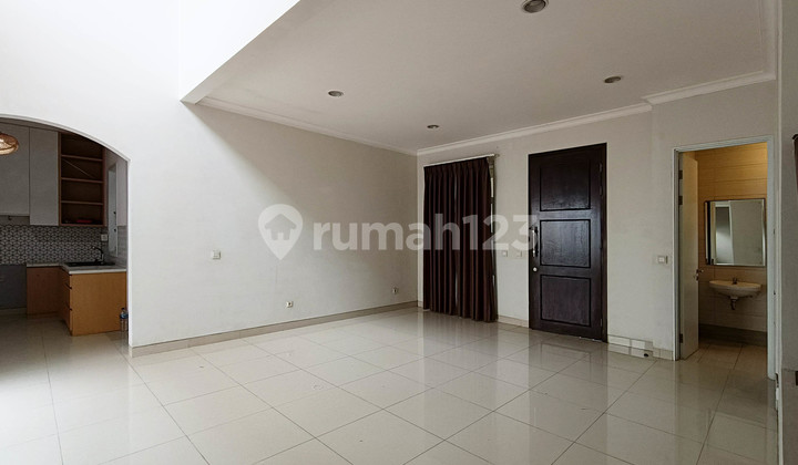 Murah! Rumah Lokasi Bagus Strategis 3 Kamar Dekat Gading Serpong di Eminent Bsd M700 2