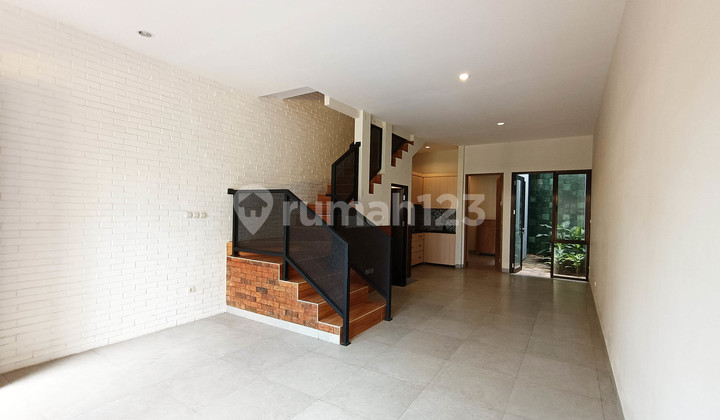 Rumah Murah 3 Kamar Dekat Aksel Tol, Sekolah Cikal Serpong di Kencana Loka Bsd M421 2