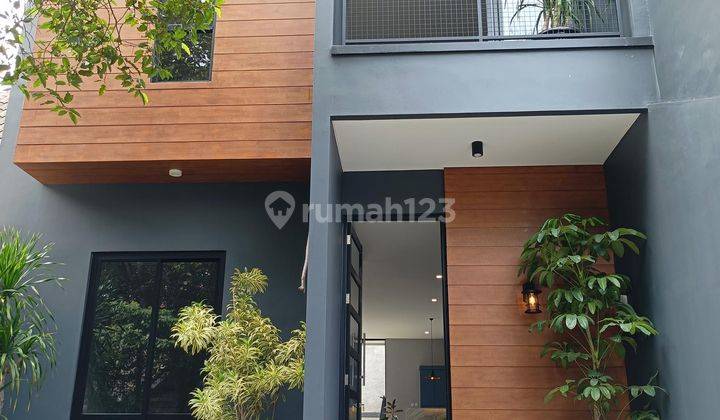 Rumah Baru Cantik 2 Lantai Industrial 4 Kamar Layout Lega Semi Furnished di Giri Loka Bsd M546 2