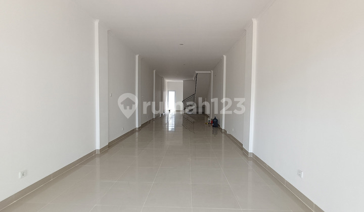 Jarang Ada Ruko Gandeng 3 Units di Villa Melati Mas BSD M482