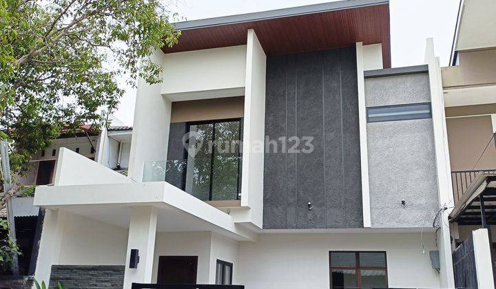 Rumah 2 Lantai 3 Kamar Layout Bagus Segera Siap Huni di Nusa Loka Bsd M515 1