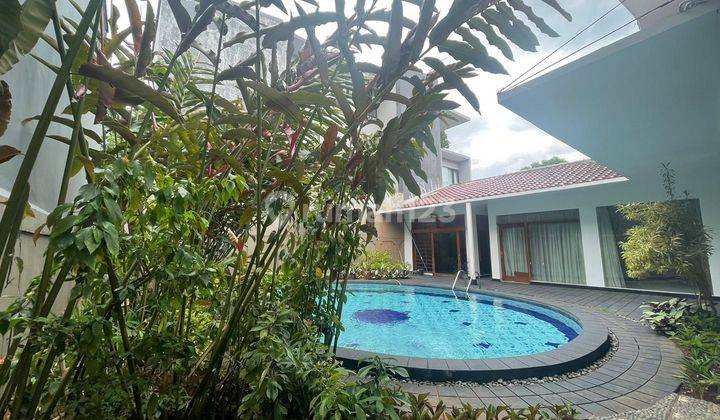 PONDOK INDAH, RUMAH SIAP HUNI, HOOK, HARGA MENDEKATI NJOP  2