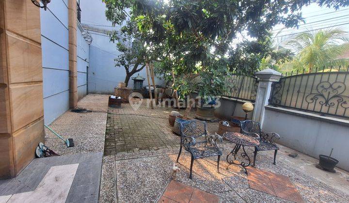 RUMAH SIAP HUNI SANGAT TERAWAT DI CINERE ESTATE, BONUS FURNISHED  2