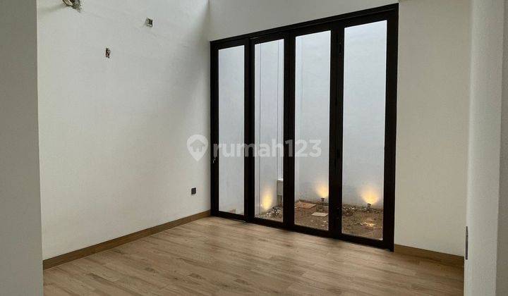 kamar tidur rumah brand new  di cinere,
