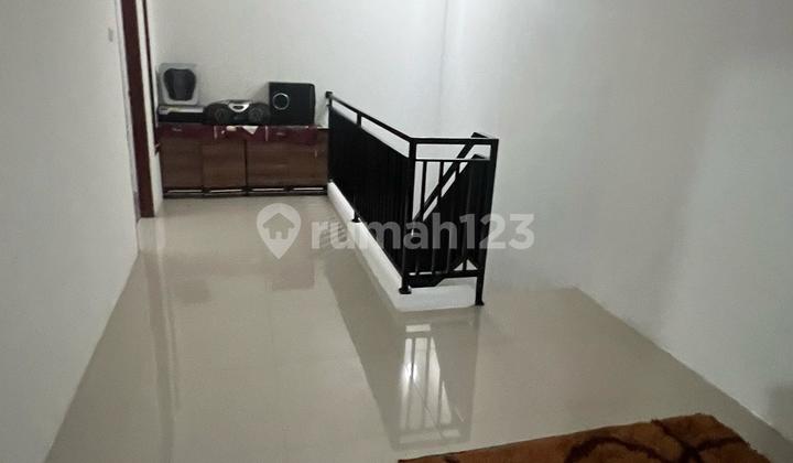 Rumah Siap Huni Dalam Cluster Dekat Pintu Tol Limo, Cinere