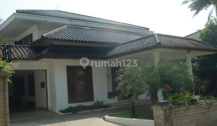 Rumah Asri Halaman Luas Di Kemang, Pejaten Barat 1