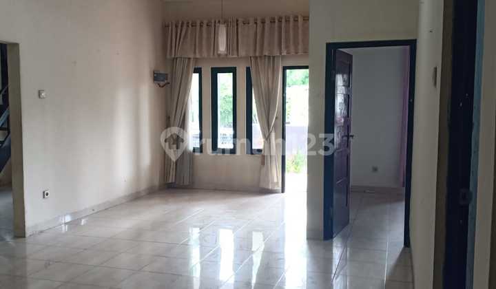 Rumah Lama Hanya Hitung Tanah Dlm Komplek di Cinere