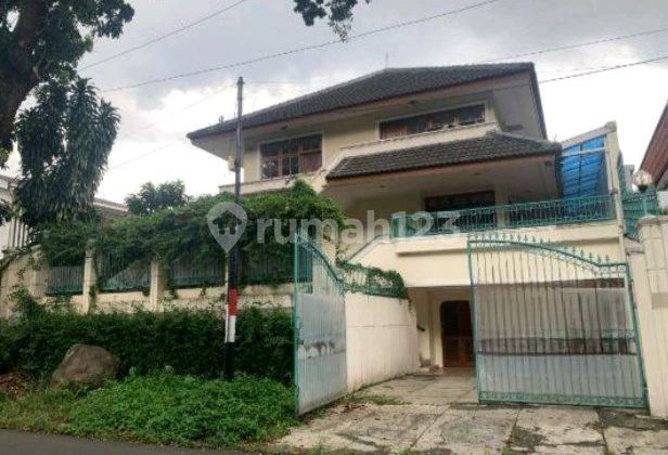 RUMAH LAMA HANYA HITUNG TANAH DI PRIME LOCATION, TURUN HARGA