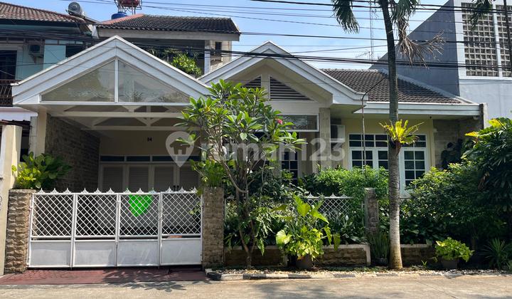 Ready-to-Occupy House in Cinere Estate Complex