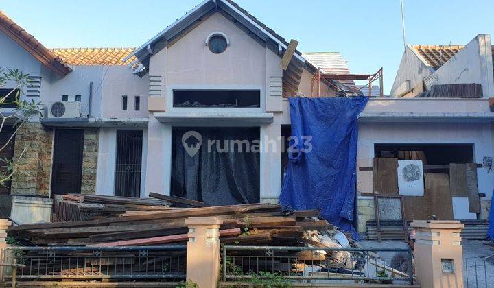 Rumah di Taman Gapura, Surabaya Jarang Ada Lokasi Dekat G Walk 1