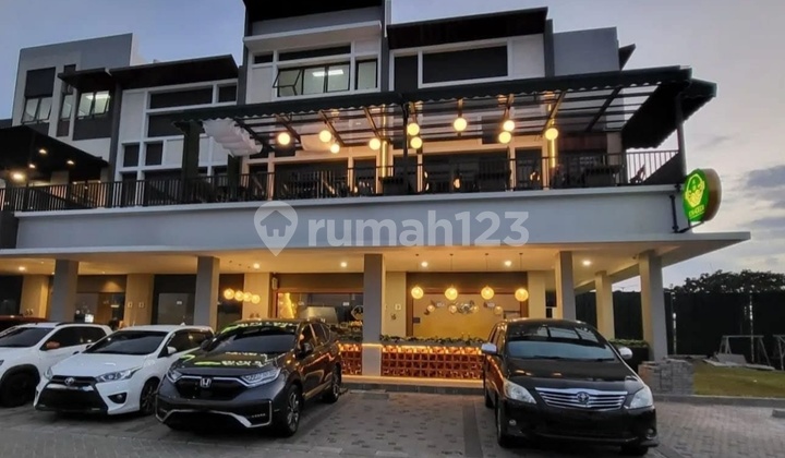 Dijual Bu, Ruko Gandeng View Danau Melody