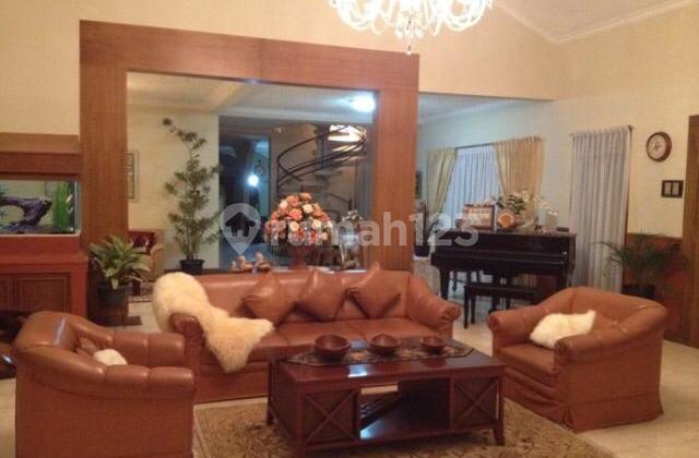 Dijual Cepat Villa Dekat Vimalla Hills, Ciawi Bogor