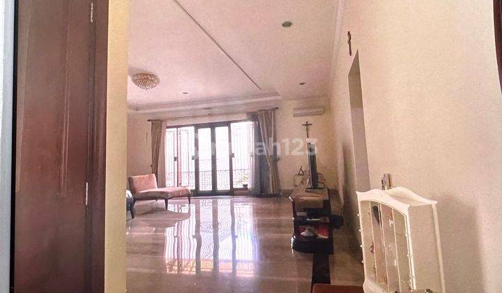 Rumah Classic Di Sumenep Menteng Jakarta Pusat 3