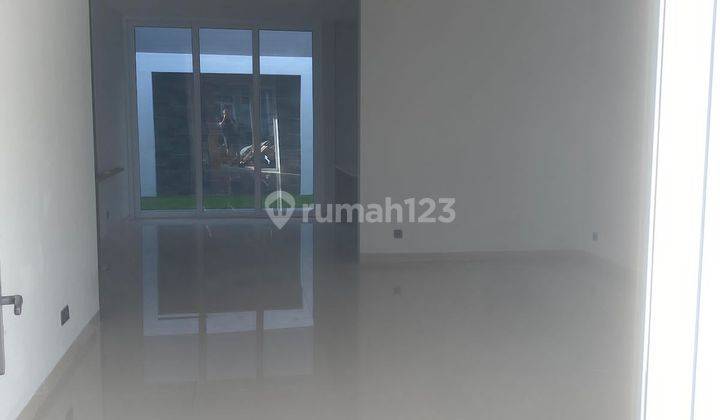 Dijual Taman Bromo Lippo Karawaci Semi Furnished  2