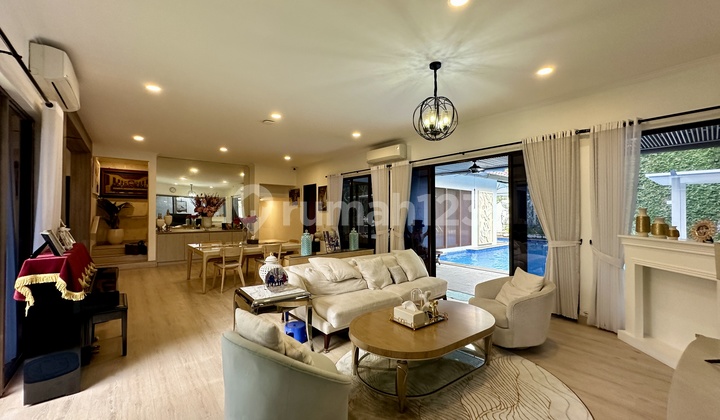 Rumah Mewah Furnished di De Park - BSD