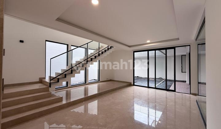 Dijual Rumah Mewah di BSD 2