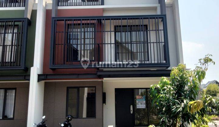 Sewakan Rumah Hook Cluster Leonora Gading Serpong 1