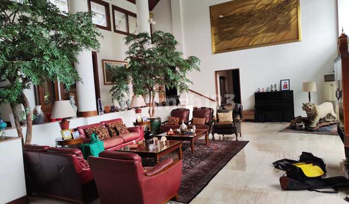 Rumah Mewah Private Pool  Lebak Bulus - Jakarta Selatan