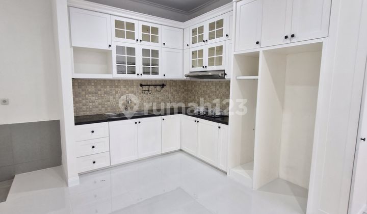 Jual Rumah Renov Total  The Icon Cluster Cosmo - BSD City 2