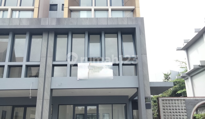 Ruko 3 Lantai Samping Ice Cream Latteria Delrey - BSD