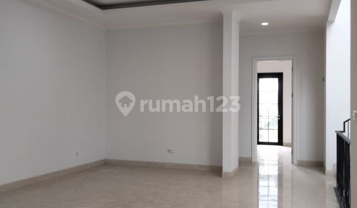 Rumah Brand New Depan Taman Cluster Winona 2