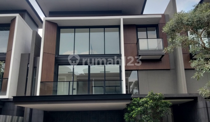 Jual Rumah Mewah Private Lift Di Navapark Cluster Laurel BSD 