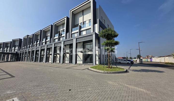 Disewakan Ruko Gandeng Hook & Badan Hudson Loft - Gading Serpong