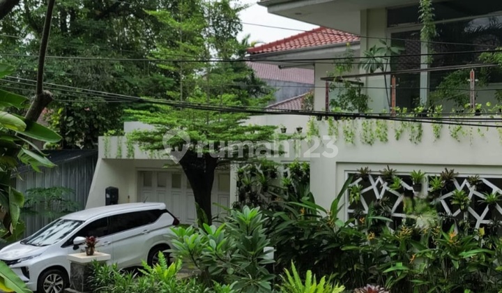 Jual Rumah Mewah Private Pool, Cilandak Timur - Pasar Minggu Jual Rumah Mewah Private Pool, Cilandak Timur - Pasar Minggu