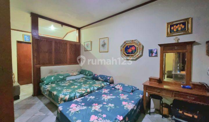  Rumah Furnished Vintage Bintaro Tangerang Selatan 2