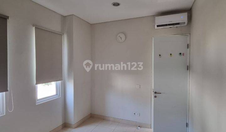 Rumah Rapi Minimalis Siap Huni Vanya Park Cluster Azura Bsd City 1