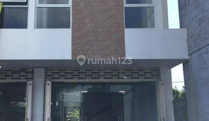 Ruko di Jl. Raya Sunset Road, Seminyak, Kuta-Bali 1