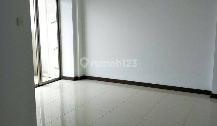 Apartemen Water Place, Bagus, Unfurnished, 2 Bedroom 2