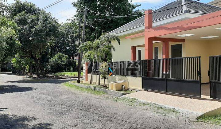 Dijual Rumah Baru Minimalis Klampis Semolo Carport Luass 1