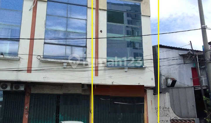 3.5-STORY RUKO IN WEST TENGGILIS, STRATEGIC AREA OF SURABAYA, LOT A2714