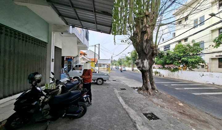 ONLY 65 MILLION NGINDEN INTAN TIMUR SURABAYA CHEAP SHOPHOUSE RON.A2673