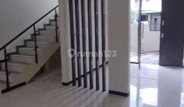 Rumah 2 Lantai Araya Surabaya Kawasan Nyaman Siap Huni Aud.a013 2