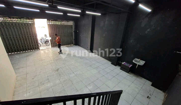 2-STORY SHOPHOUSE NGINDEN INTAN TIMUR SURABAYA STRATEGIC LOT A2672
