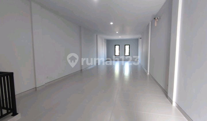 Aud.a067 Rungkut Asri Shophouse Surabaya Strategically Located for Business 2