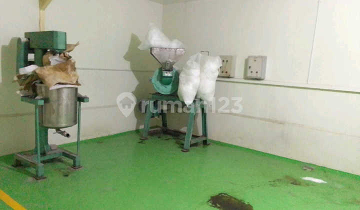 GUDANG SAFE N LOCK SIDOARJO CHEAP FOR BUSINESS READY TO OCCUPY RON.A2722 GUDANG SAFE N LOCK SIDOARJO CHEAP FOR BUSINESS READY TO OCCUPY RON.A2722