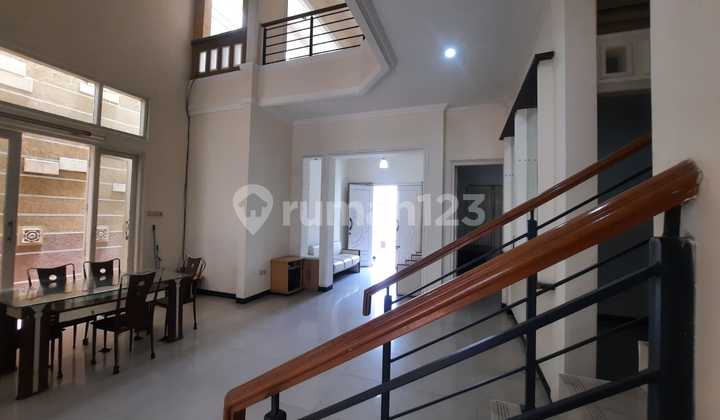 Dharmahusada Indah Timur Strategic House Near AUD Mall A035.