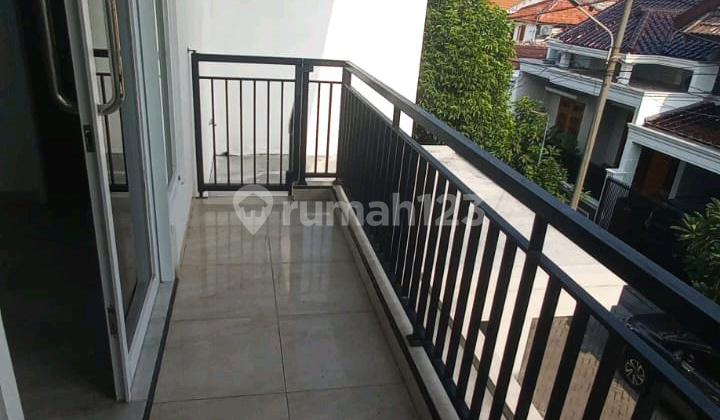 RUMAH SEMOLOWARU TIMUR SURABAYA AREA STRATEGIS MURAH RON.A1836 2