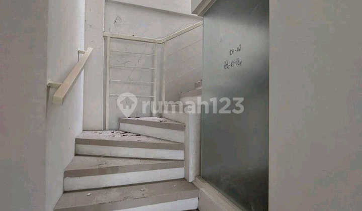 RUKO 3 LANTAI ROYAL TOWN GUNUNG ANYAR SURABAYA MURAH RON.A2710