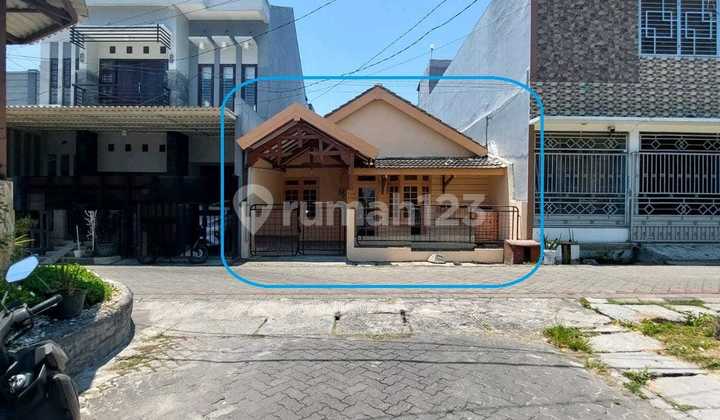 RUMAH RUNGKUT ASRI TENGAH SURABAYA KAWASAN NYAMAN RON.A1922 	 2