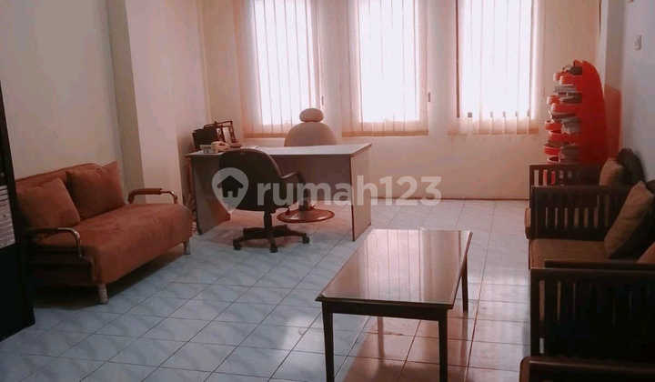 PRICE REDUCTION MANGGA DUA SURABAYA SHOPHOUSE SUITABLE FOR BUSINESS RON.A2346 2