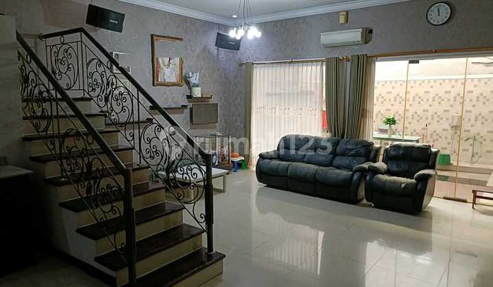 RUMAH 2 LANTAI MANYAR INDAH SURABAYA AREA STRATEGIS RON.A1838