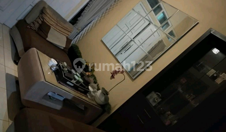 PALM SPRING REGENCY HOUSE SURABAYA COMFORTABLE AREA UNIT A1716 2