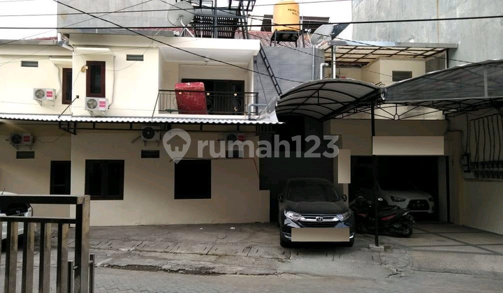 Cheap Kost Siwalankerto Surabaya. Contact: Ron, a085. 2